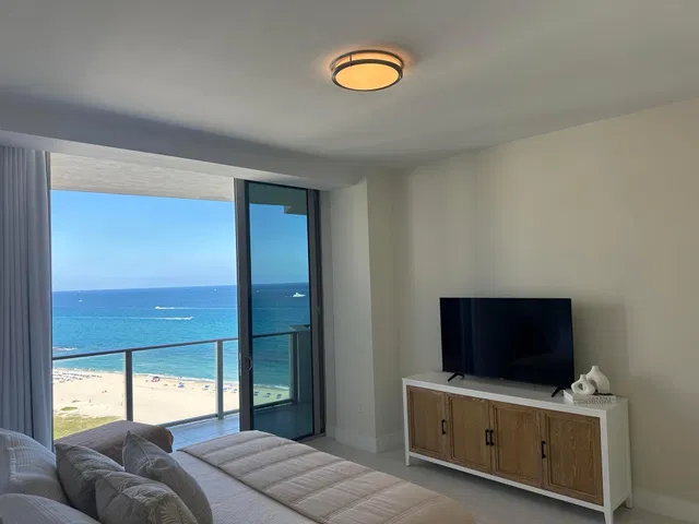 Amrit Ocean Resort & Residences Unit # H-1701 photo 20