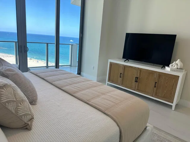 Amrit Ocean Resort & Residences Unit # H-1701 photo 21