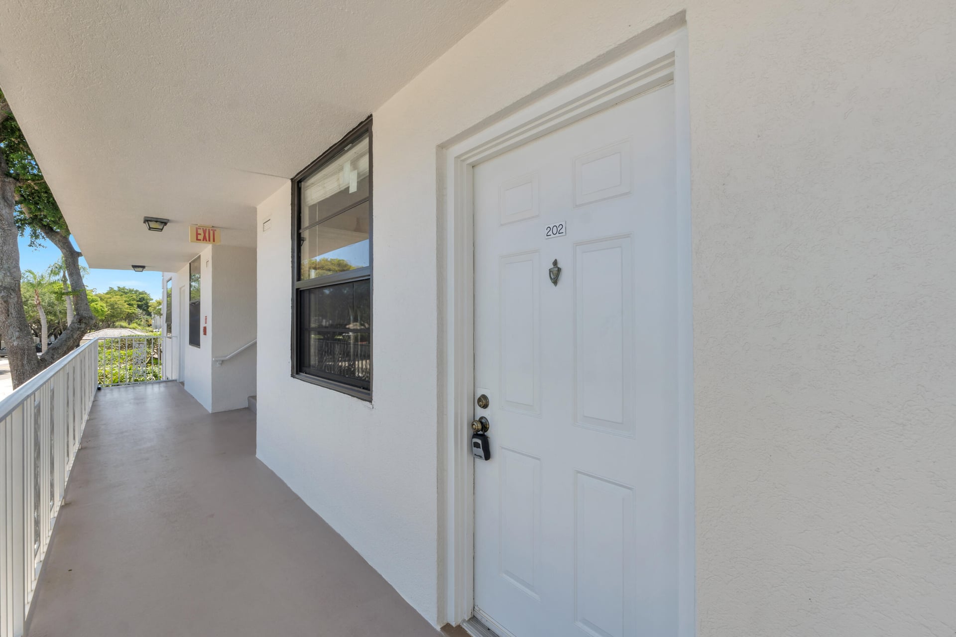 Unit 202 photo 20