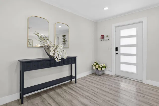 SoSo West Palm Beach Residence photo 5