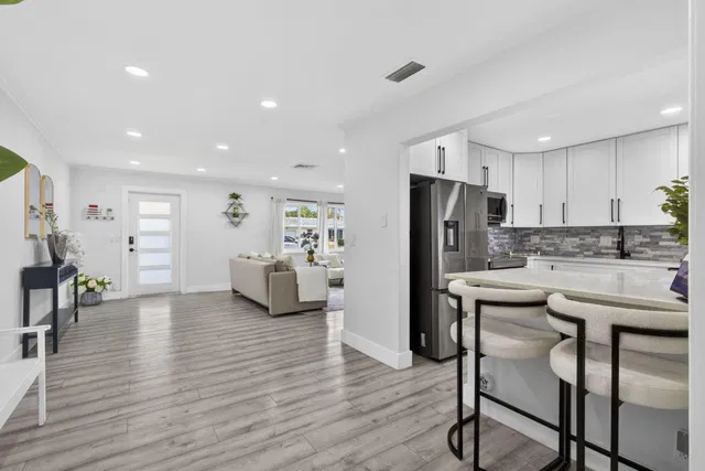 SoSo West Palm Beach Residence photo 12