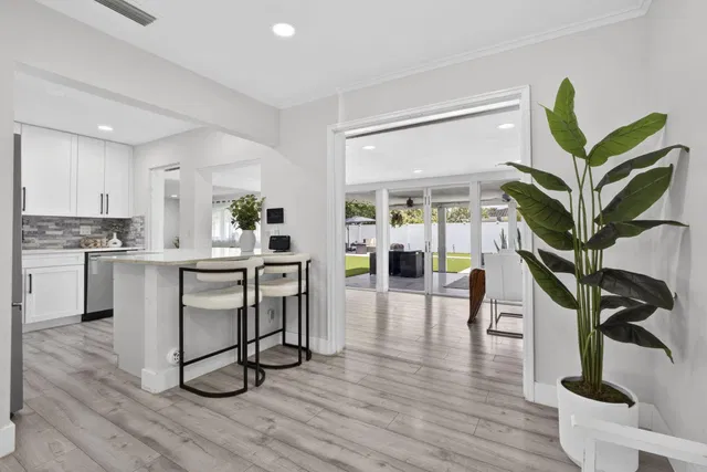 SoSo West Palm Beach Residence photo 13
