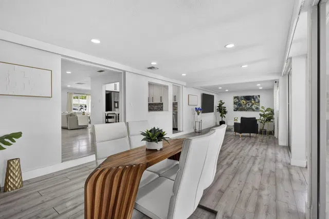 SoSo West Palm Beach Residence photo 22