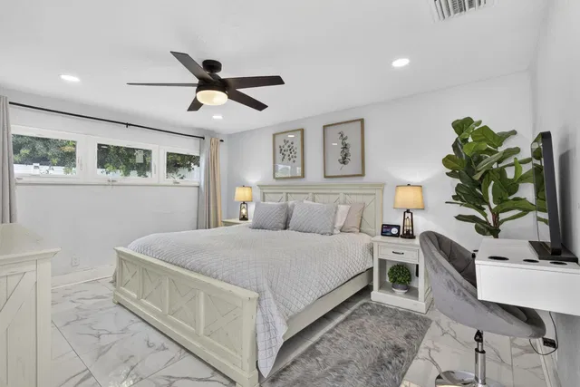 SoSo West Palm Beach Residence photo 32