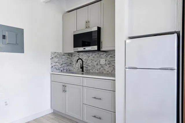 4001 S Ocean South Palm Beach Unit 209 photo 8