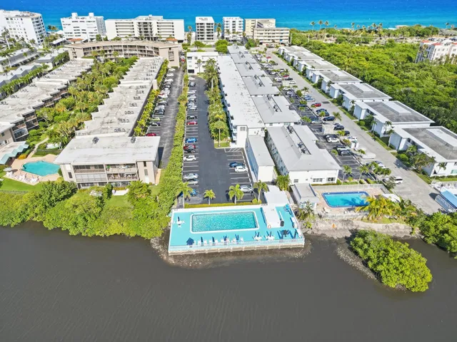 4001 S Ocean South Palm Beach Unit 209 photo 15