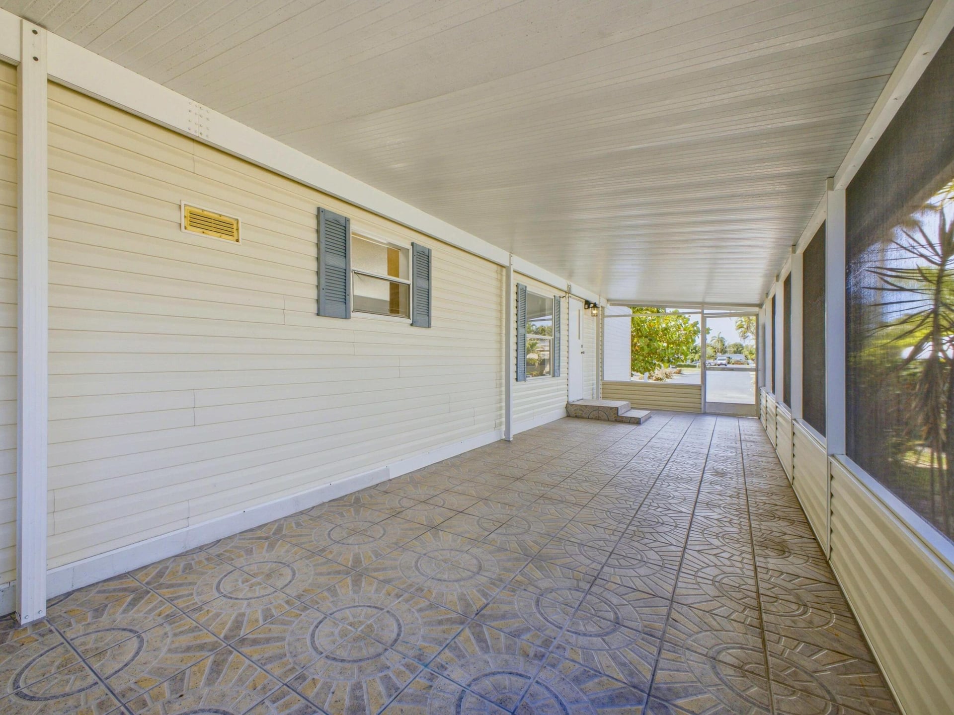Residence photo 6