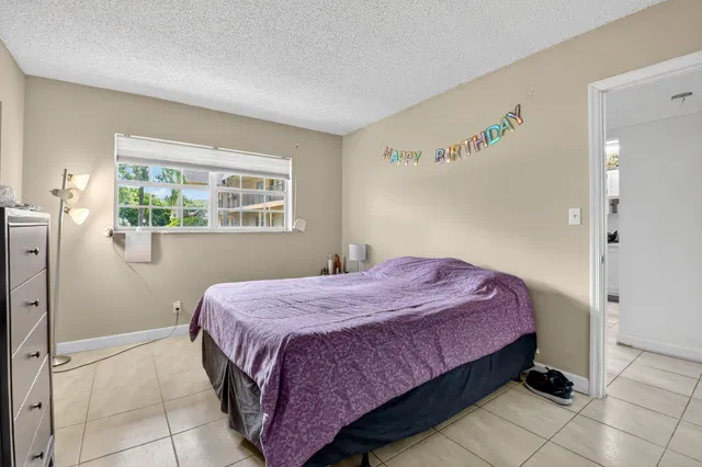 Unit 105 photo 23