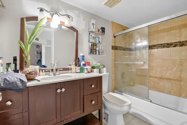 Unit 105 photo 25