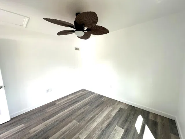 Residence photo 12