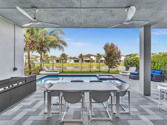 Boca Bridges Residence photo 63