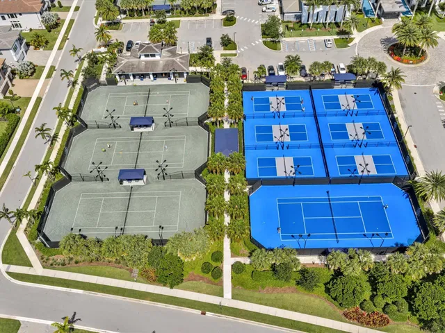 Boca Bridges Residence photo 100