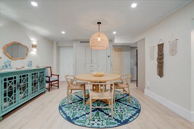 The Patrician of Palm Beach Unit 102 photo 8