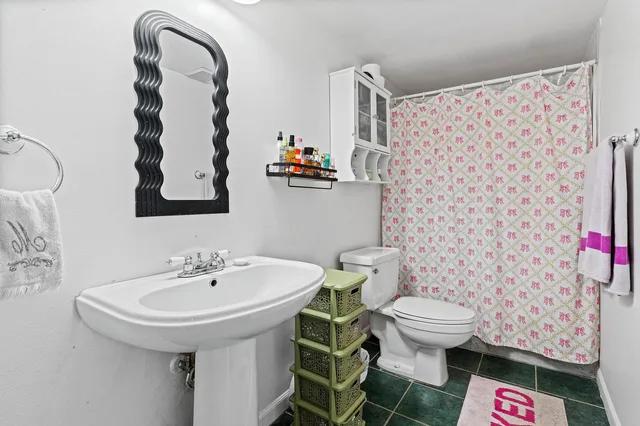 Unit 57-b photo 15