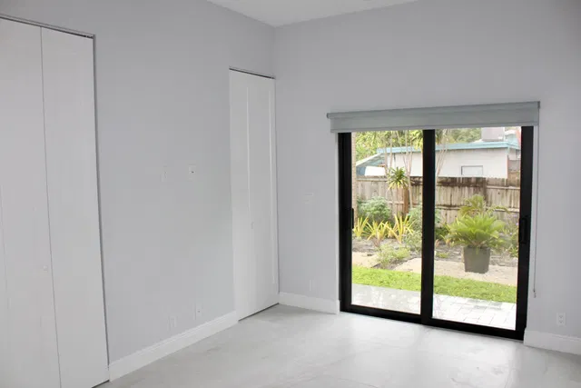 Residence photo 5
