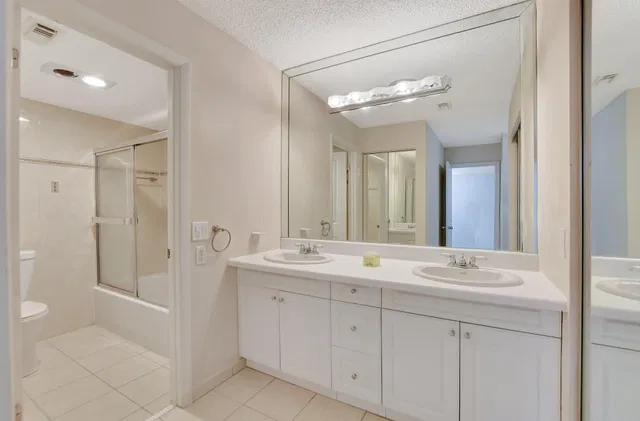 Boca Lago Country Club Homes Unit 3d photo 13