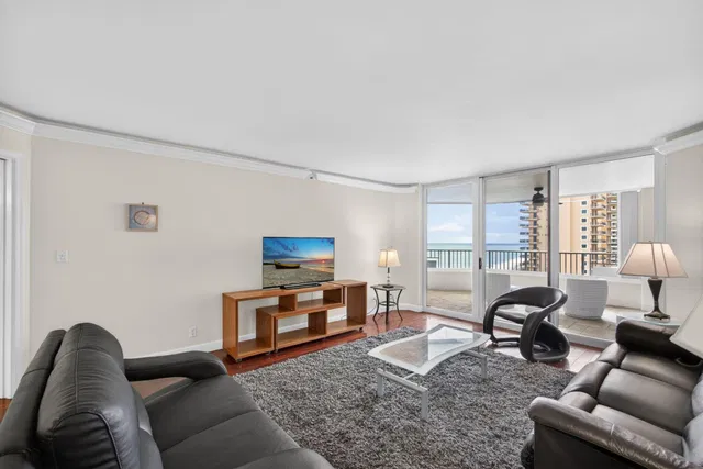 Corniche Singer Island Unit 1004 photo 7