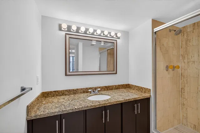Corniche Singer Island Unit 1004 photo 16