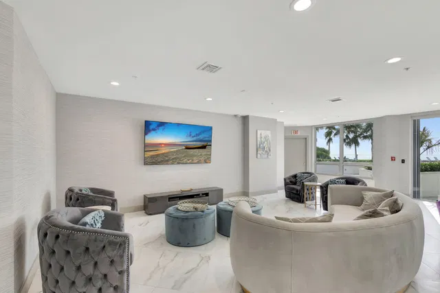 Corniche Singer Island Unit 1004 photo 31