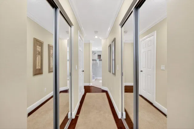 Residence photo 40