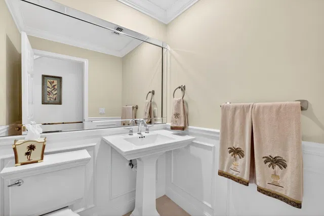 Residence photo 61