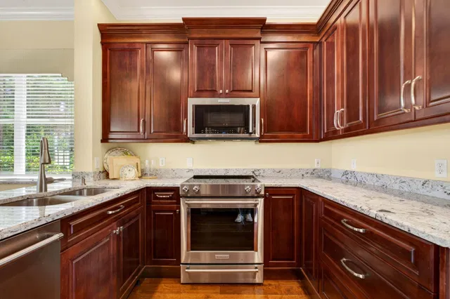 Residence photo 68