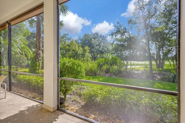 Mirasol Country Club Residence photo 47