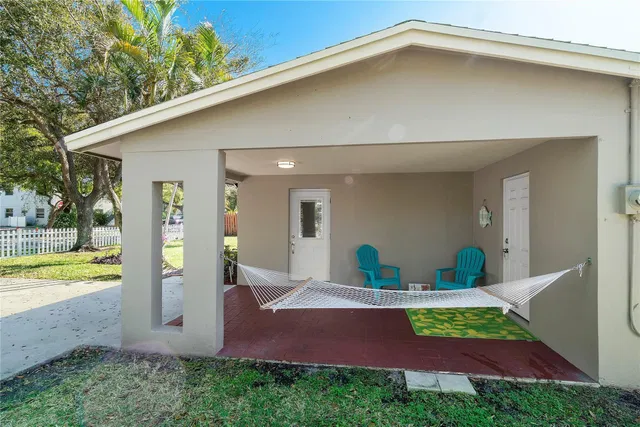 Residence photo 5