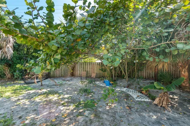 Residence photo 23