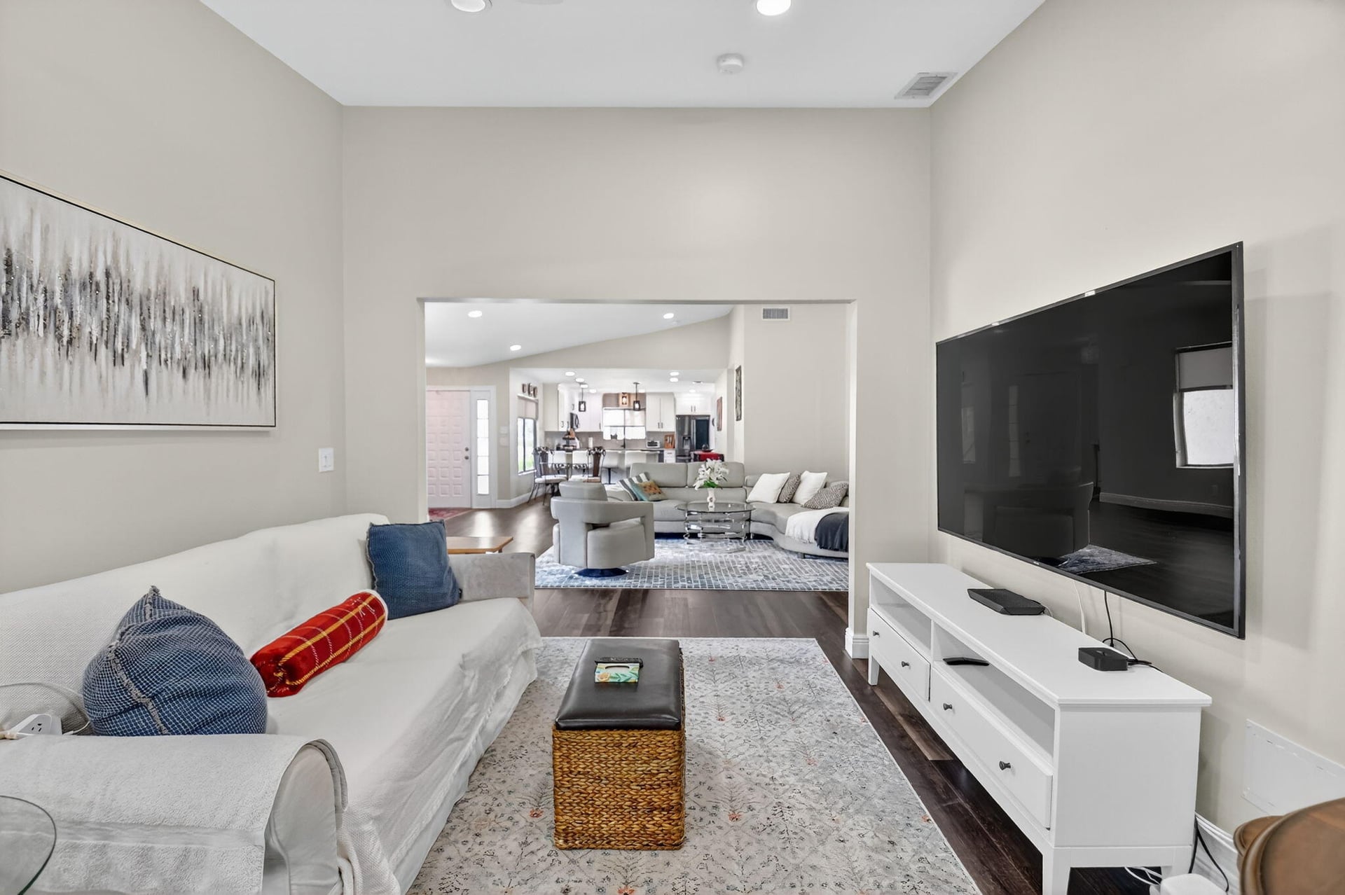 Unit 11204 photo 18
