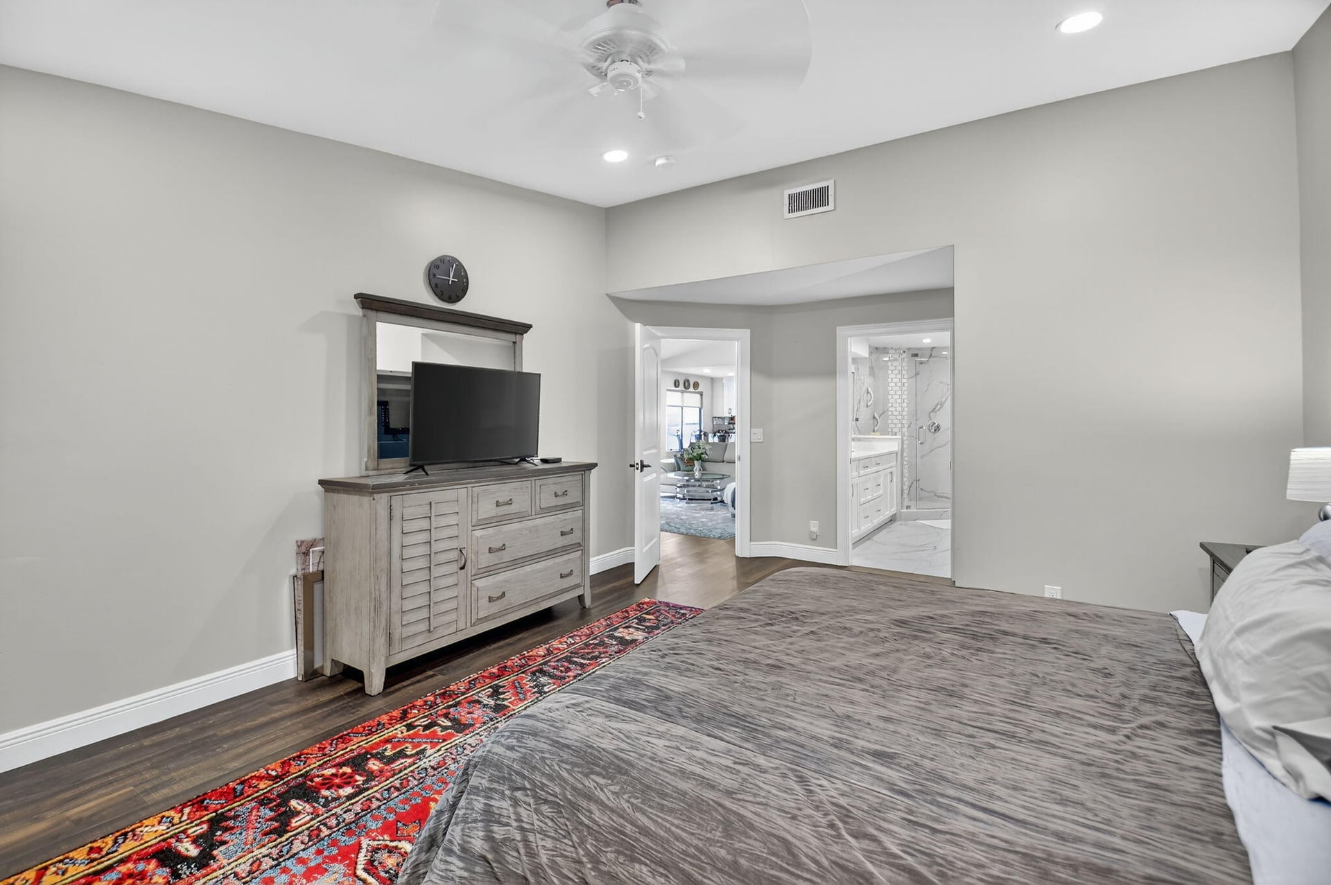 Unit 11204 photo 21