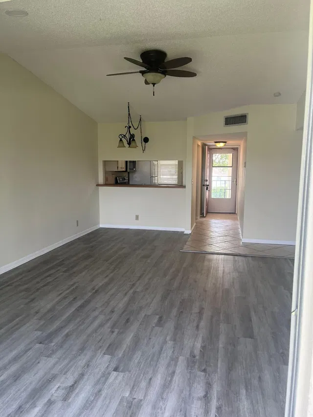 Residence photo 11