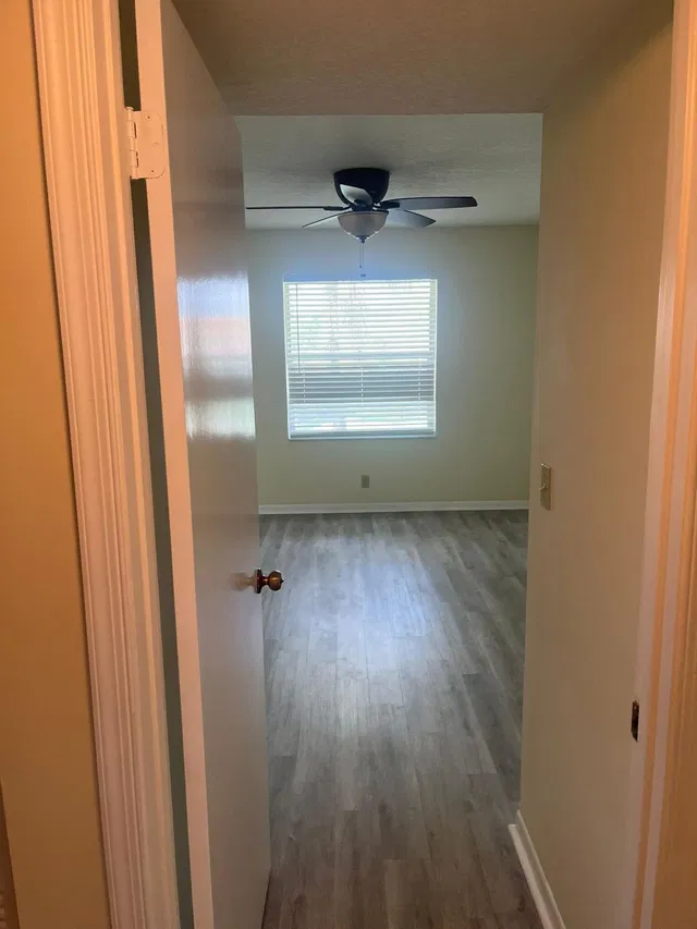 Residence photo 17
