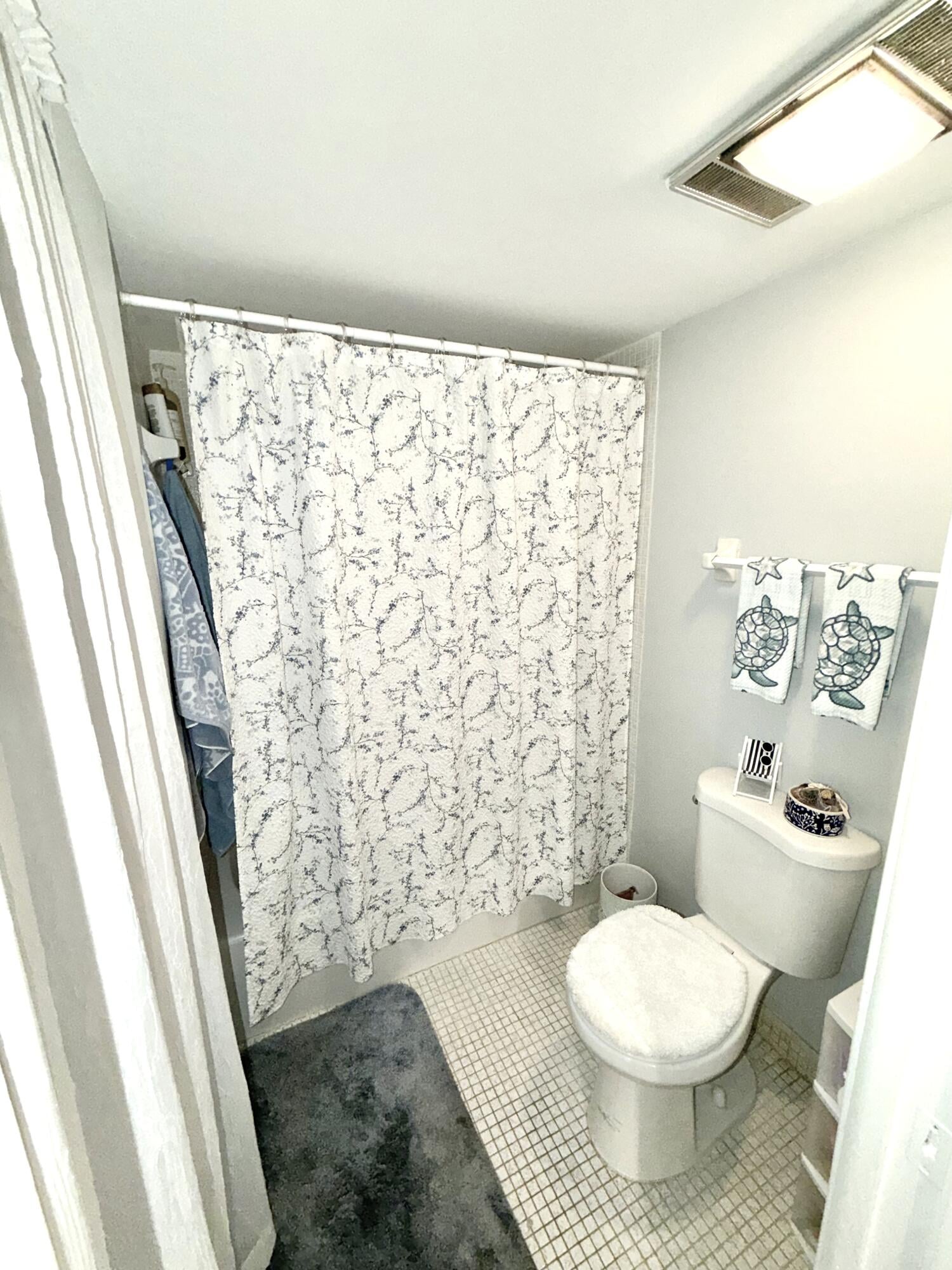 Unit 101 photo 17