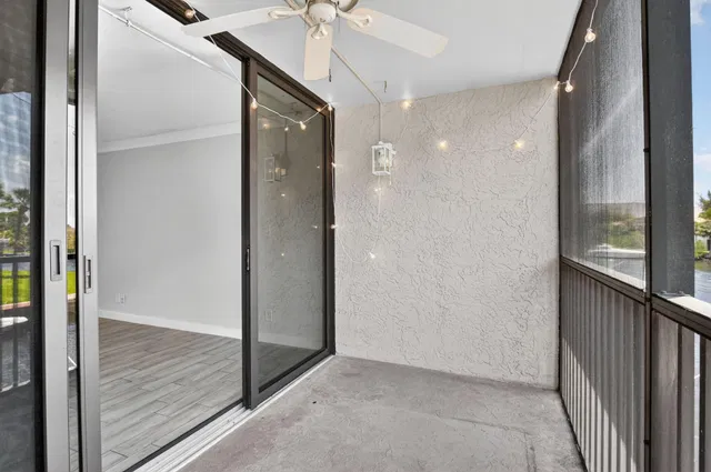 Boca Raton Unit 203 photo 16