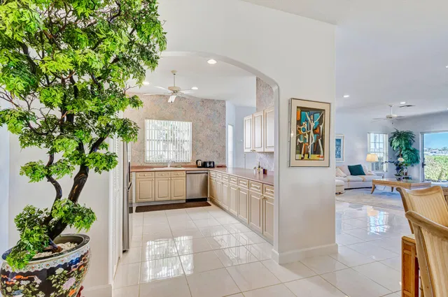 PGA National Palm Beach Gardens Residence photo 12