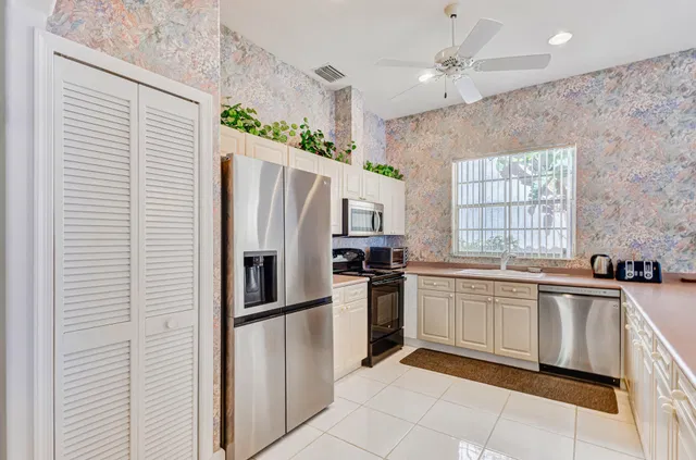 PGA National Palm Beach Gardens Residence photo 13