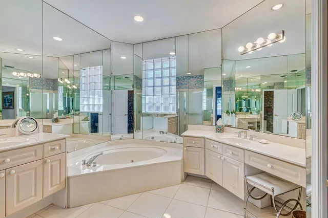 PGA National Palm Beach Gardens Residence photo 39