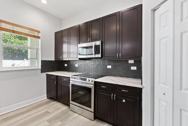 Residence photo 11