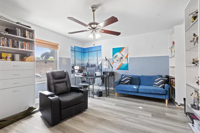 Residence photo 38