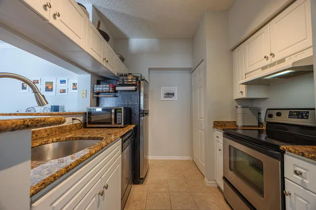 Residence photo 7
