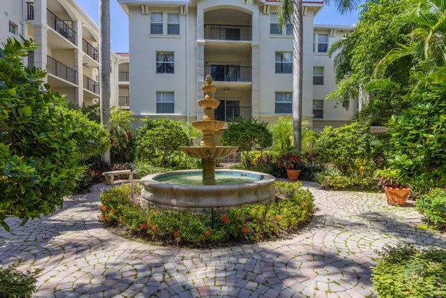 Residence photo 13
