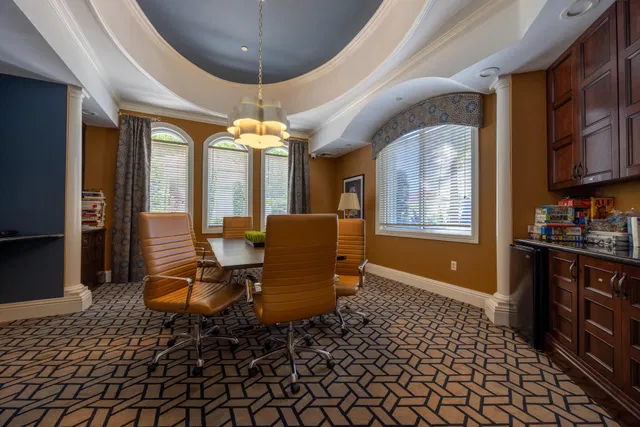 Residence photo 25