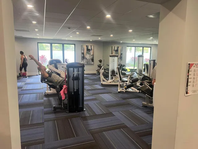 Unit 302 photo 32