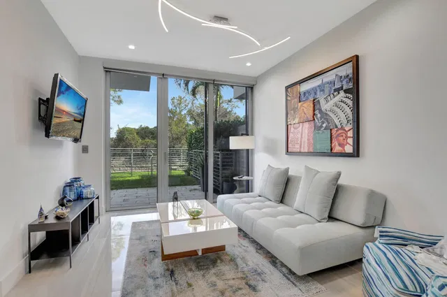 Moderne Boca Residence photo 6