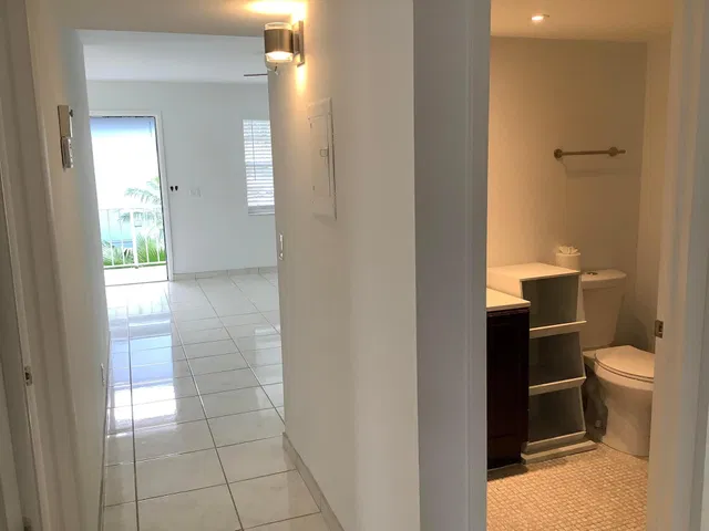 Residence photo 18