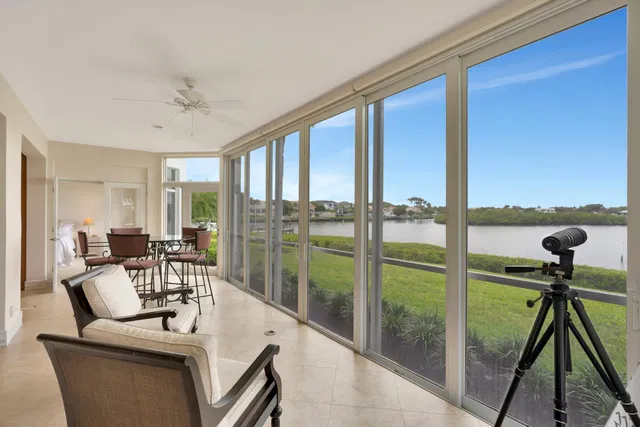 Admirals Cove Residence photo 14