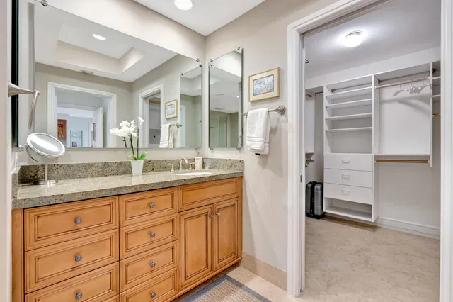 Admirals Cove Residence photo 24