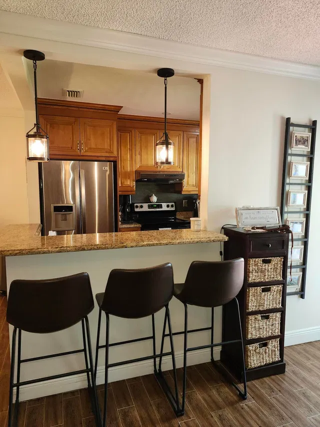 Residence photo 3