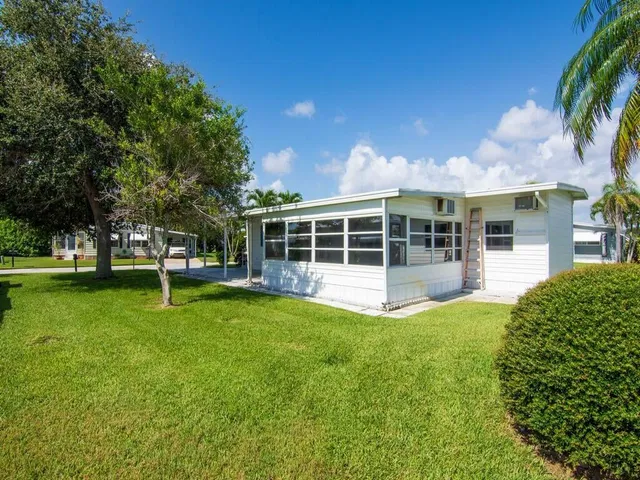  Residence photo 11
